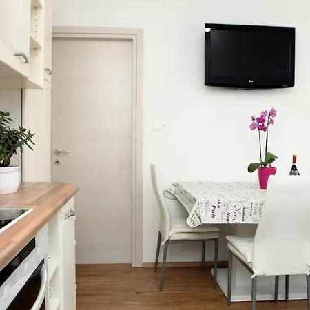 Apartma Karlo Apartman *